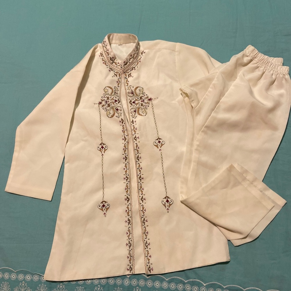 Size 4 kurta pajama for children kids boy Indian outfit
